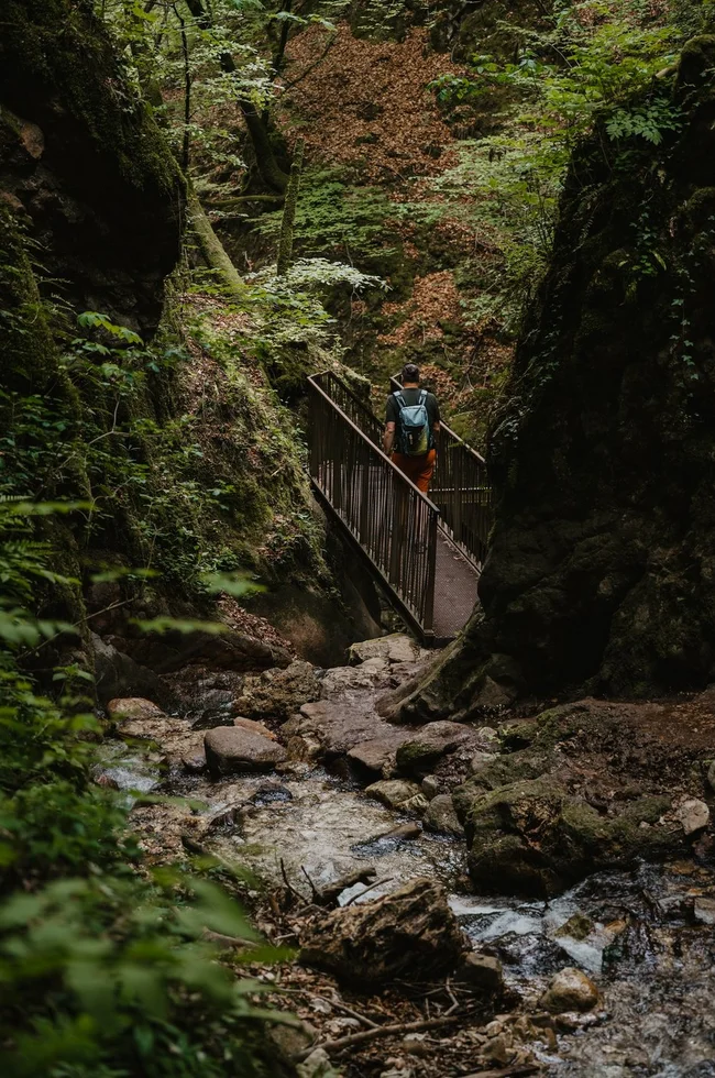 Wanderung durch die Schlucht bei Tramin – Ausflugstipp vom Ansitz Romani