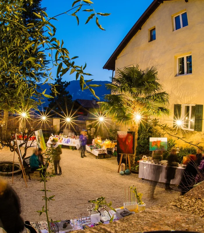 Weihnachtsmarkt in Tramin – Advent im Ansitz Romani, Südtirol